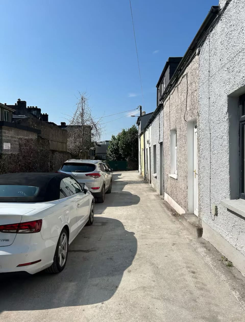 Parking is very tight and you need to park close to kerb to let others pass.