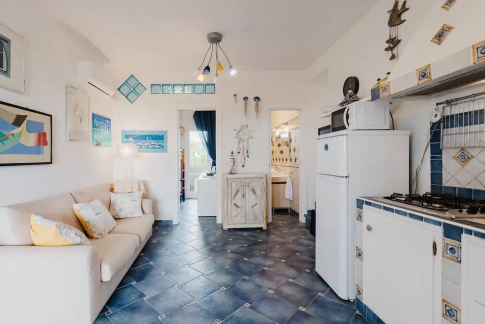 Apartment, 2 Bedrooms, Patio | Living area