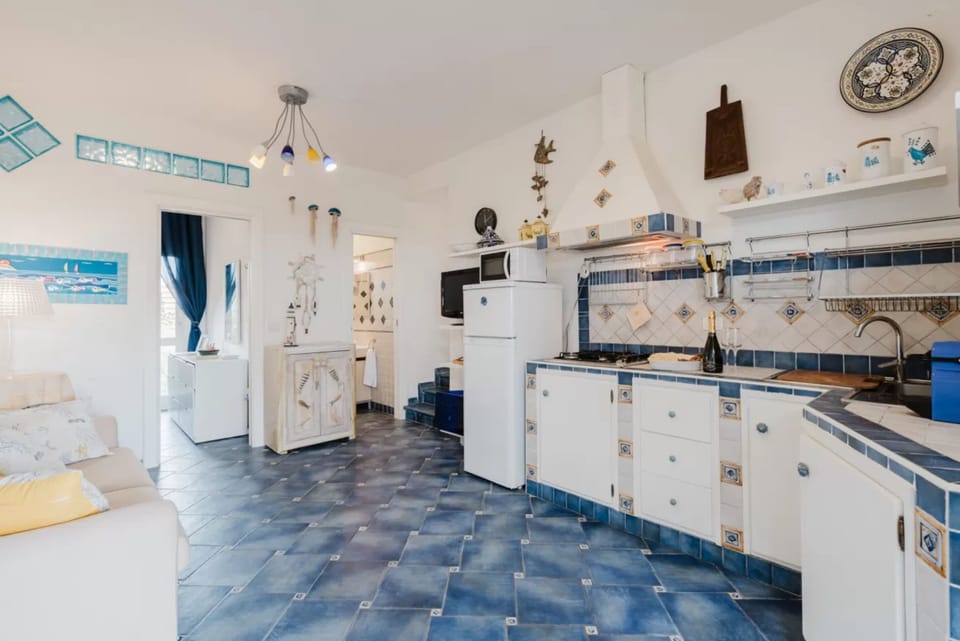 Apartment, 2 Bedrooms, Patio | Private kitchen