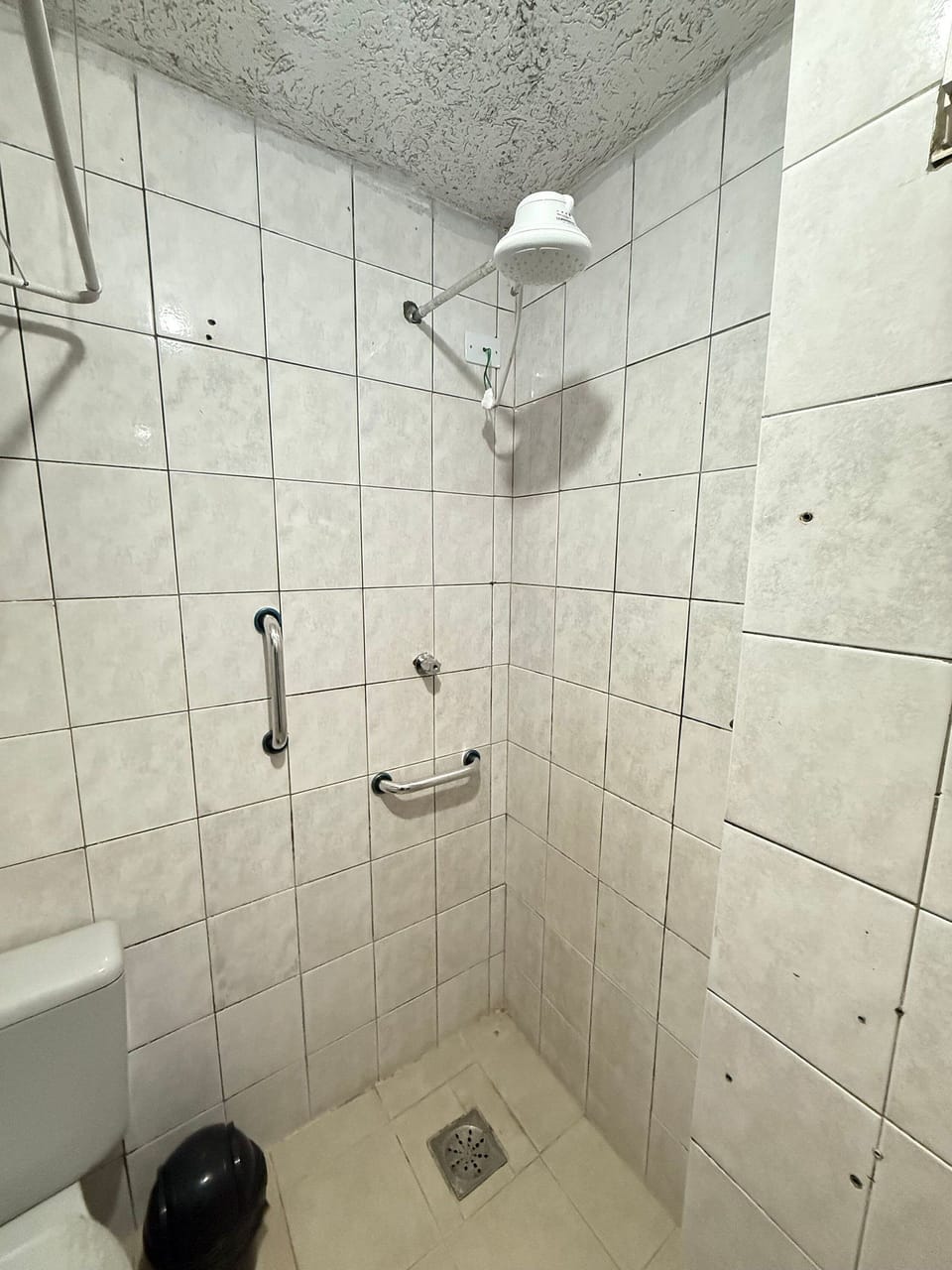 Basic Studio | Bathroom