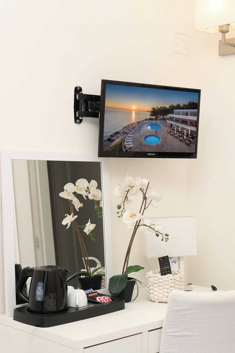 Superior Double Room | In-room safe, desk, iron/ironing board, free WiFi