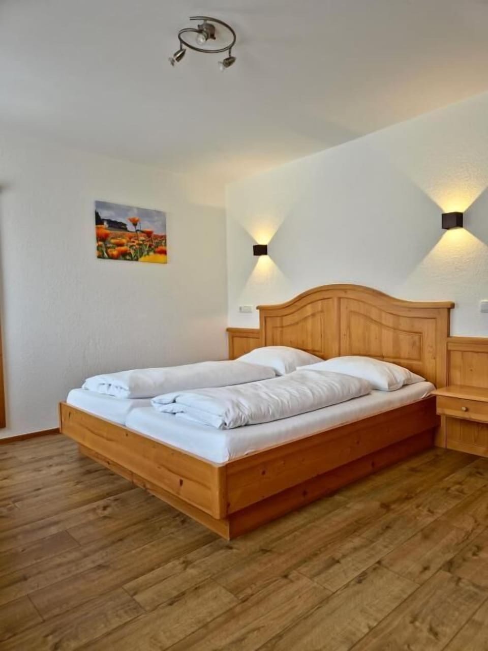 Standard Double Room, Garden View | Free WiFi