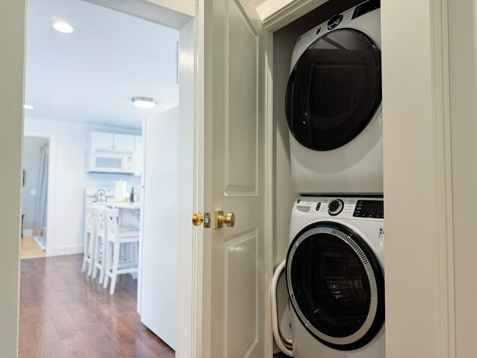 Washer & Dryer
