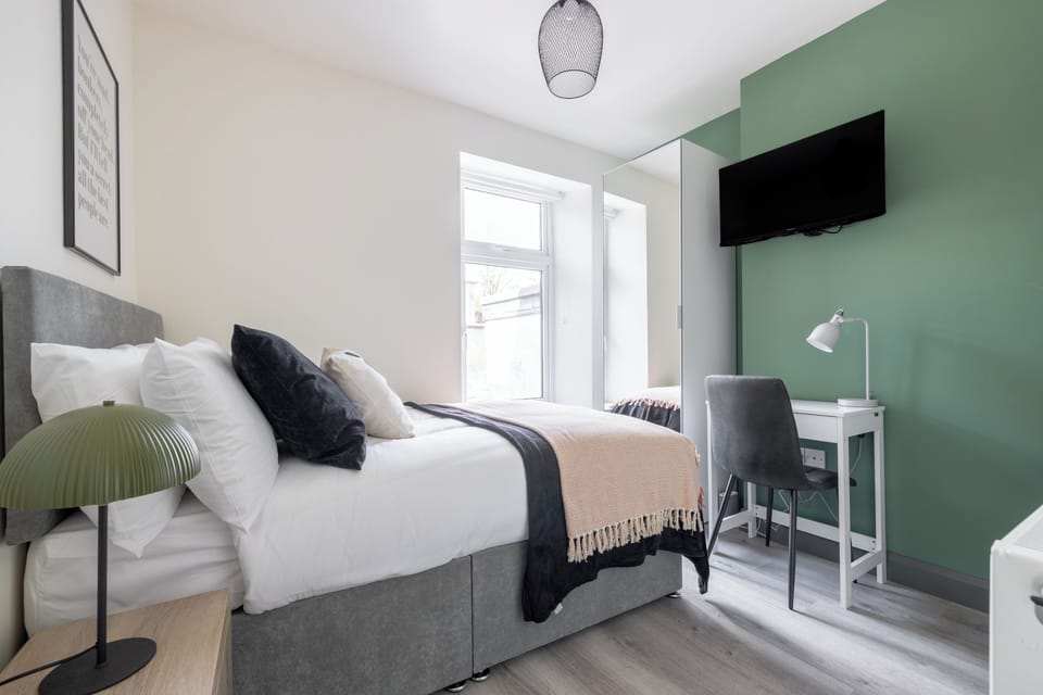 3e7ad4ca-ce7b-4bf7-9db5-2139864af49a