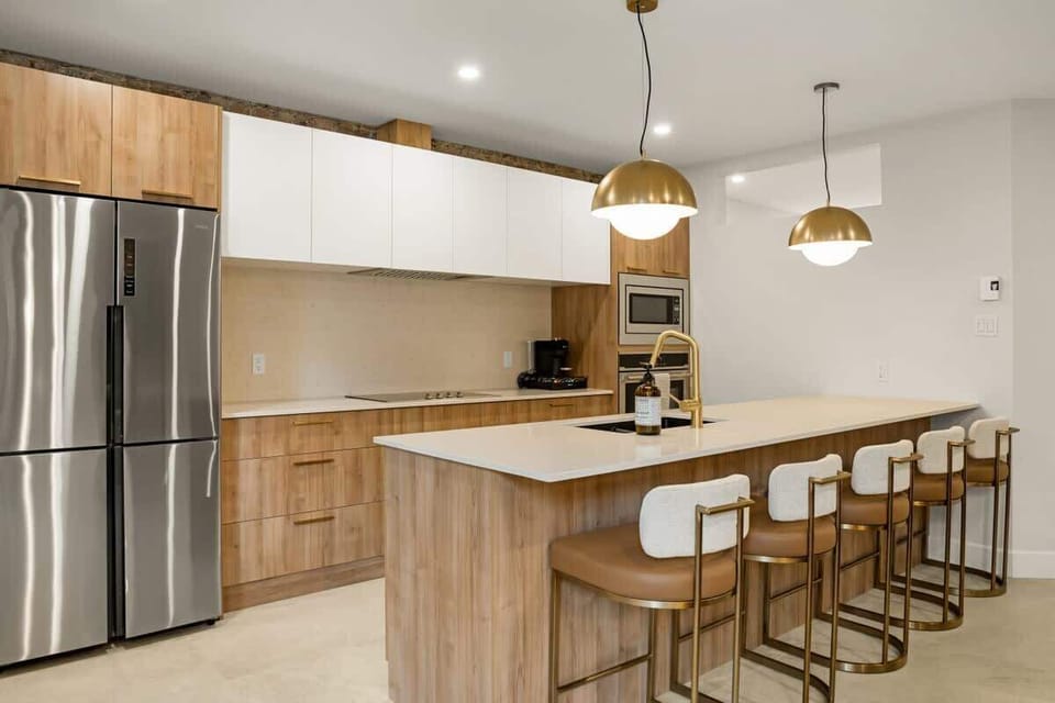 Robin Couet-4276 rue saint-Denis, Montréal-2