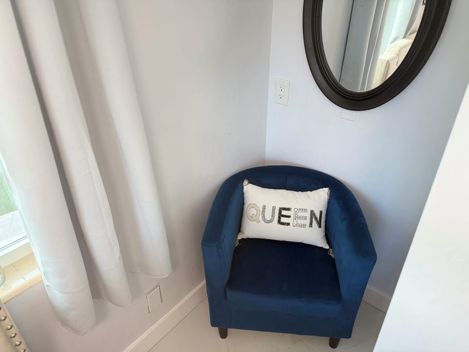 Key lime suite sitting area