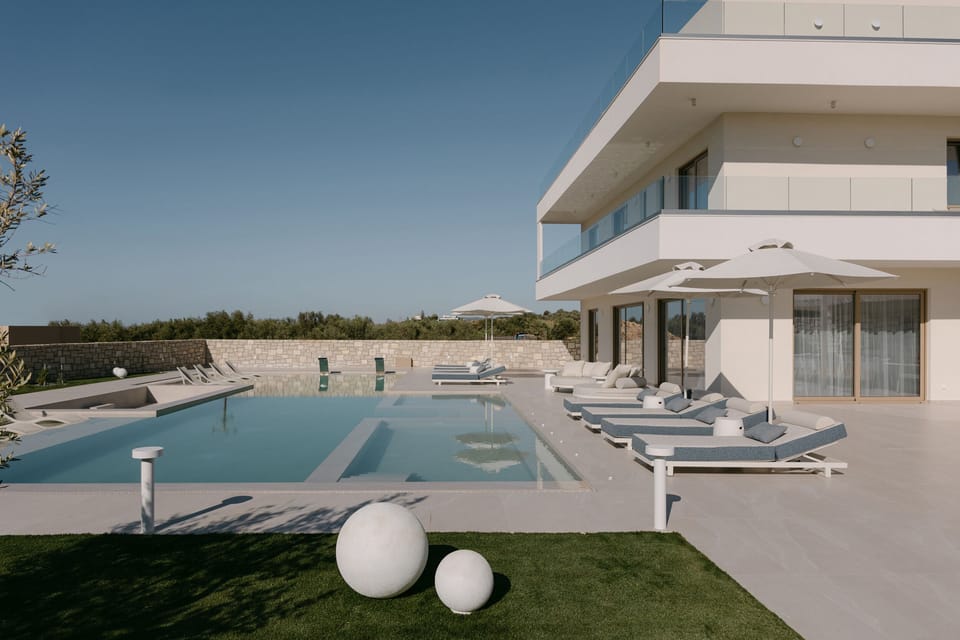 Calòre Villa - designed for multigenerational escapes and summer serenity.