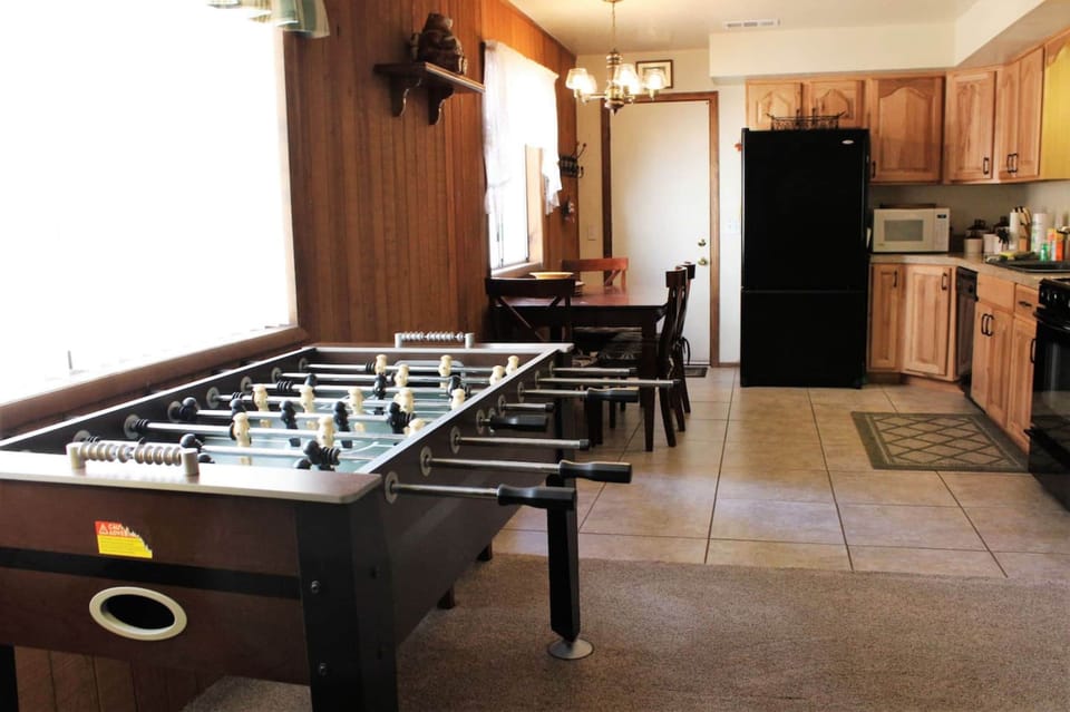 Signature Cabin, 3 Bedrooms, Fireplace | Private kitchen | Fridge, microwave, oven, stovetop