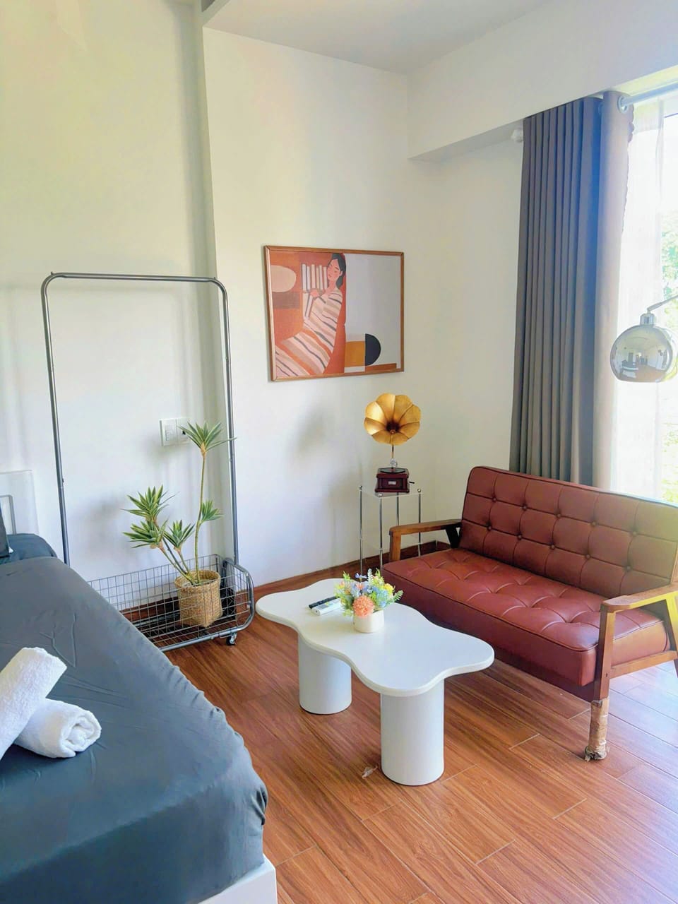 Deluxe Studio, Bathtub | Desk, soundproofing, WiFi (free)