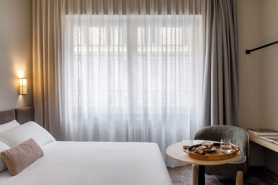 Double or Twin Room | Minibar, desk, laptop workspace, free WiFi