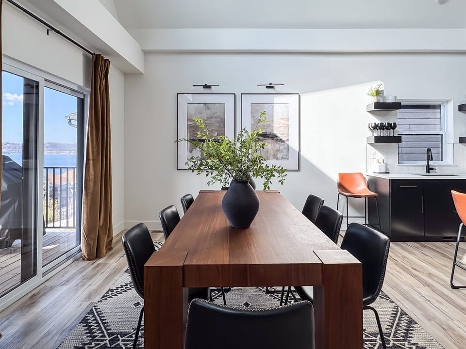 Large dining room area to eat or play games at