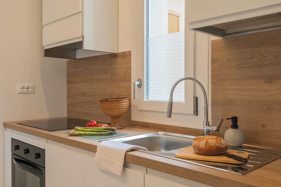 Apartment (2 Bedrooms) | Private kitchen | Oven, dishwasher, espresso maker, electric kettle
