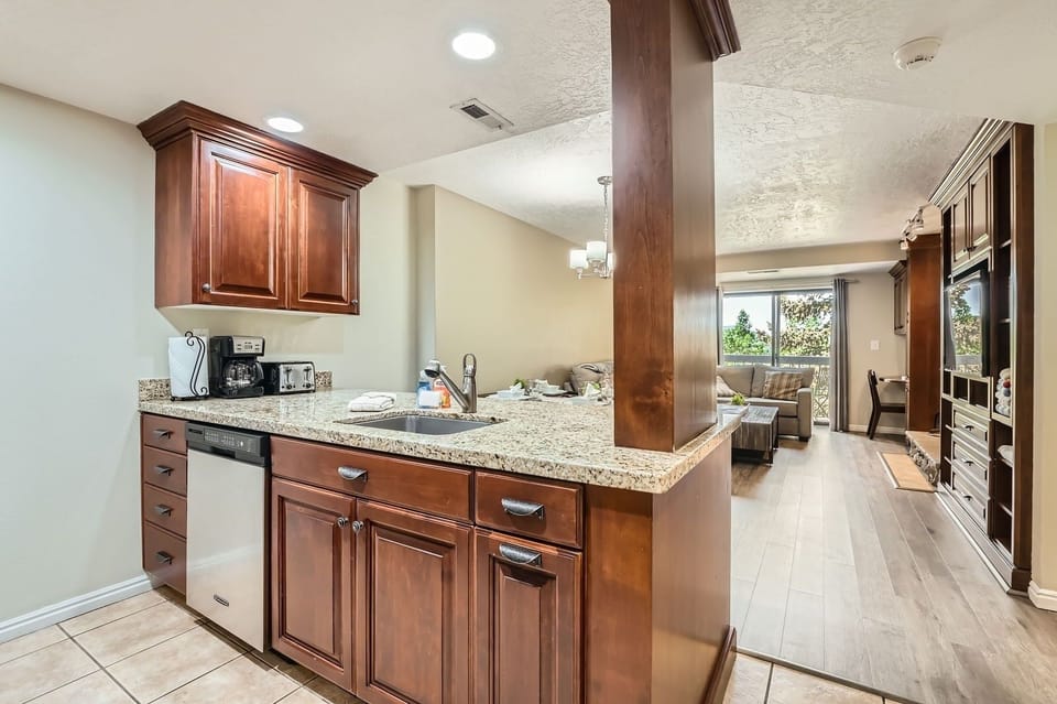 Condo, 2 Bedrooms | Private kitchen | Coffee/tea maker, fridge, oven, electric kettle
