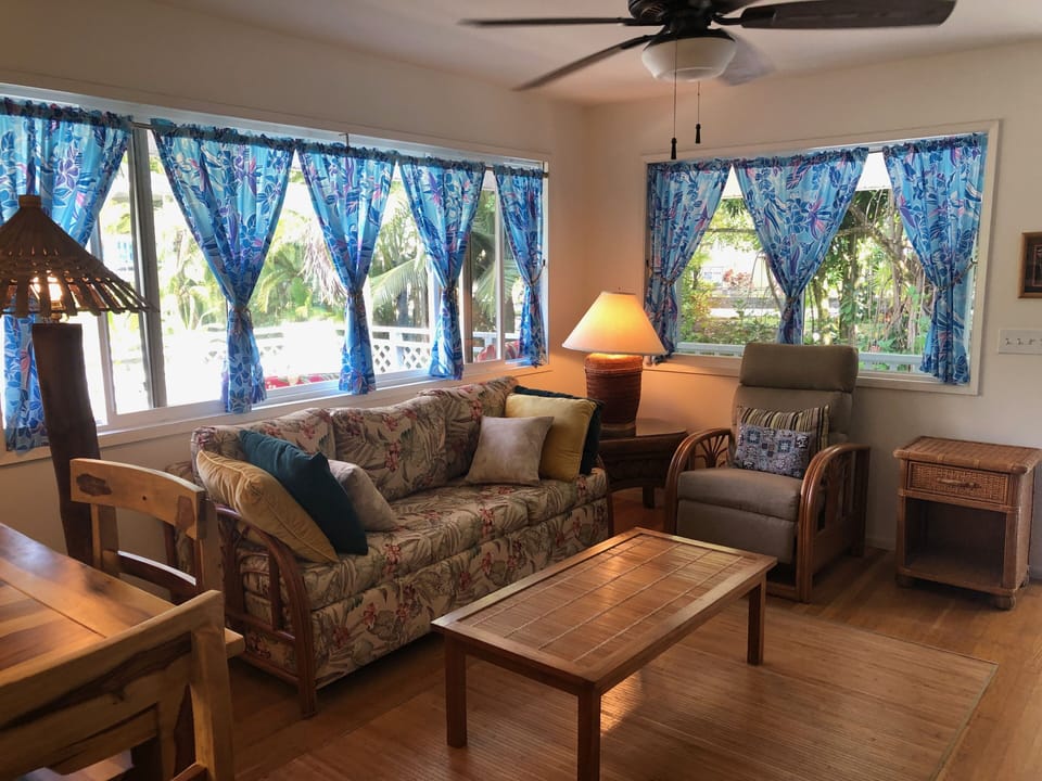 Family Cottage, 2 Bedrooms, Kitchen, Garden View | Living area | 32-inch flat-screen TV with digital channels, TV, pay movies