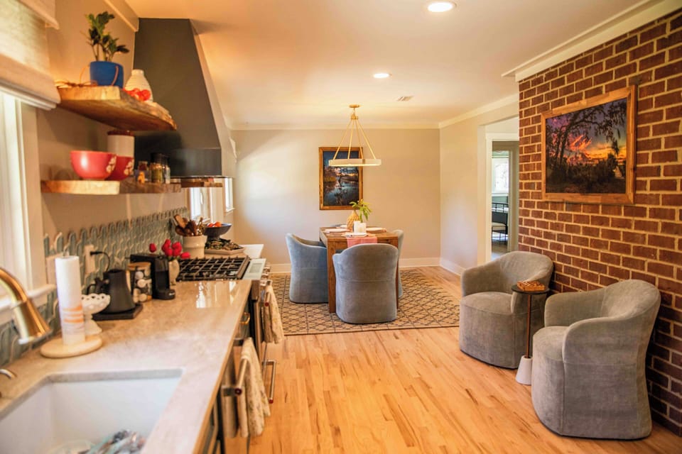 Sink into velvety softness while keeping the chef in your life company.