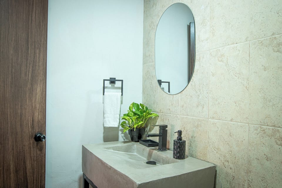 Standard Double Room, 1 Queen Bed | Bathroom | Shower, free toiletries, towels, soap