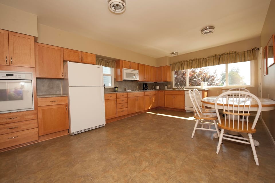 Large kitchen
