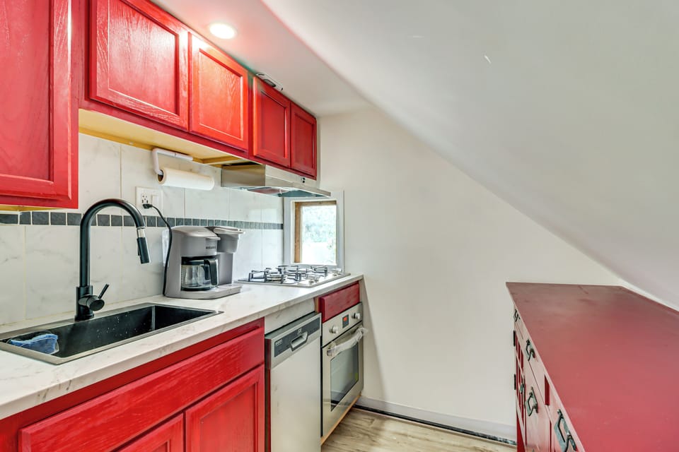 Kitchen | Dishwasher