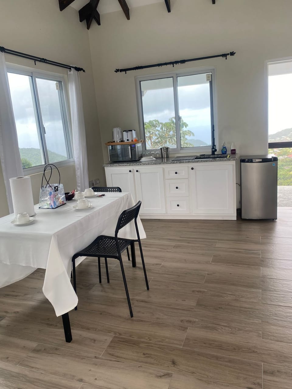 Private kitchenette