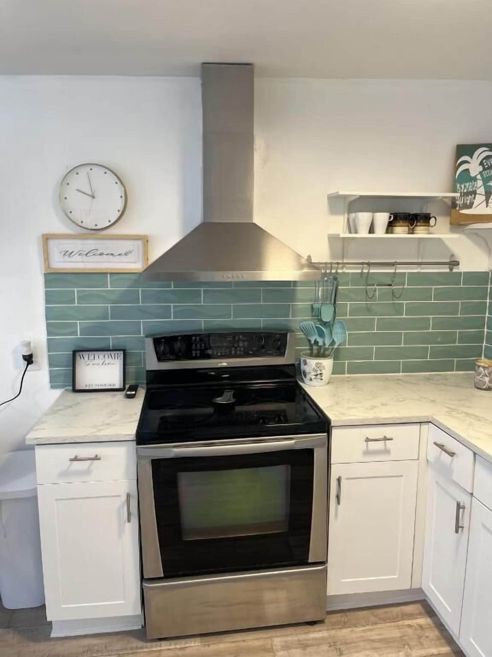 Standard House, 2 Bedrooms, Kitchen, Ground Floor | Private kitchen | Coffee/tea maker, electric kettle, dining table