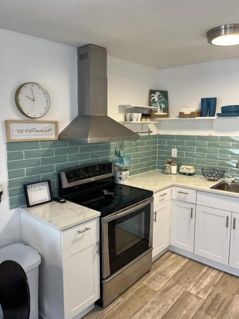 Standard House, 2 Bedrooms, Kitchen, Ground Floor | Private kitchen | Coffee/tea maker, electric kettle, dining table