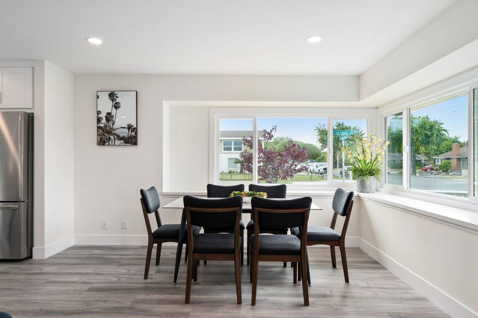 A fresh, open feel that turns everyday meals into special occasions.