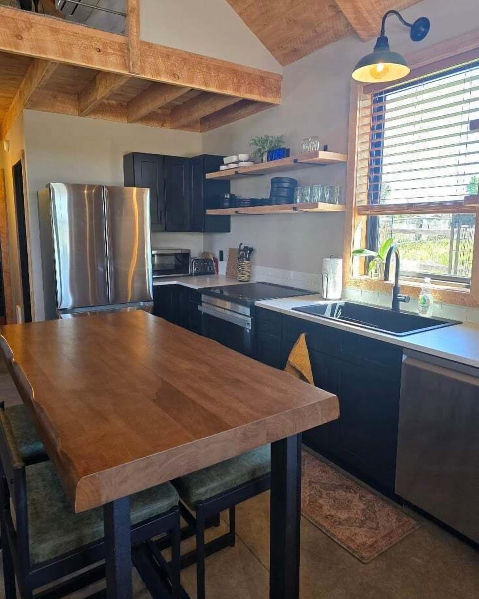 Easily prepare meals in the kitchen or cook up the days catch on the gas grill outside.