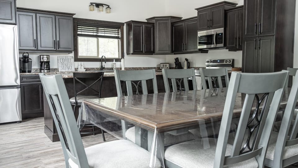 Polar Den Cabin - Pet Friendly! (2398)