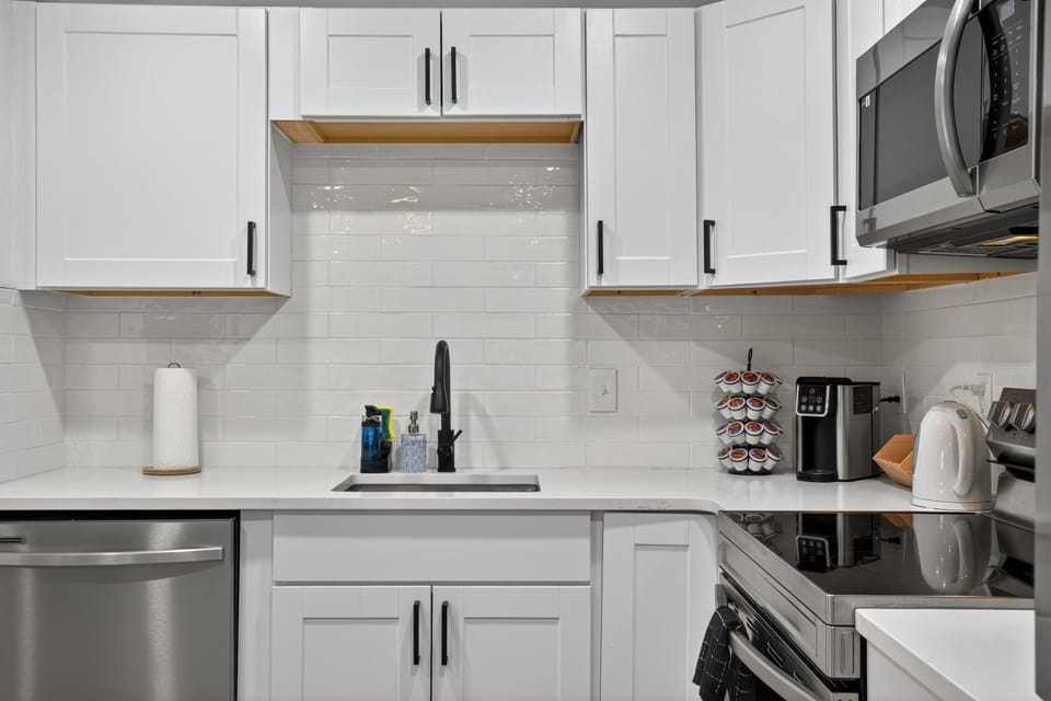 Full Kitchen | Fully equipped for meals or coffee with and in-unit washer & drye
