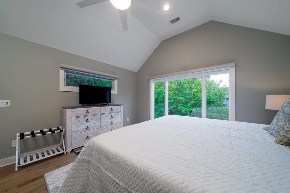 Primary bed