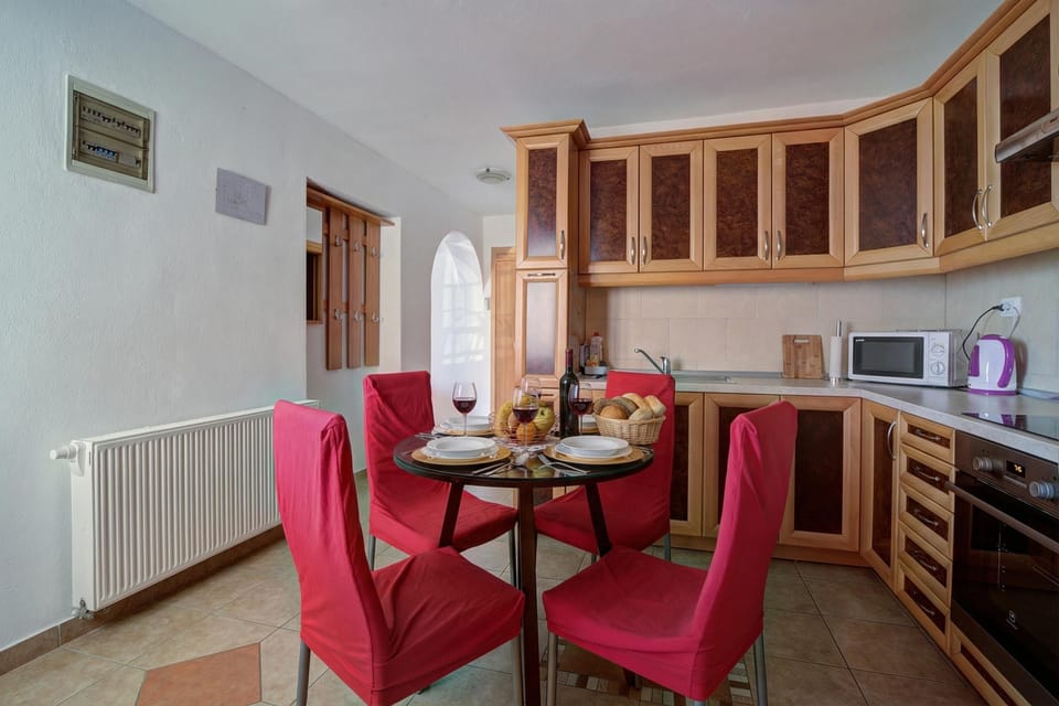 Kitchen and dining area