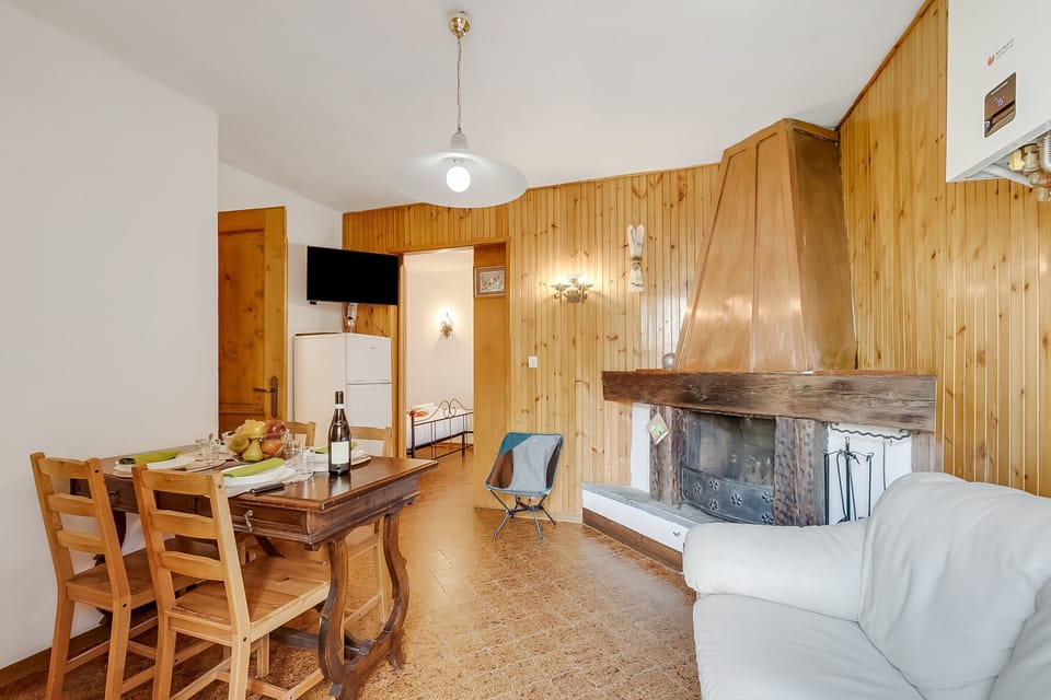 Living and dining room