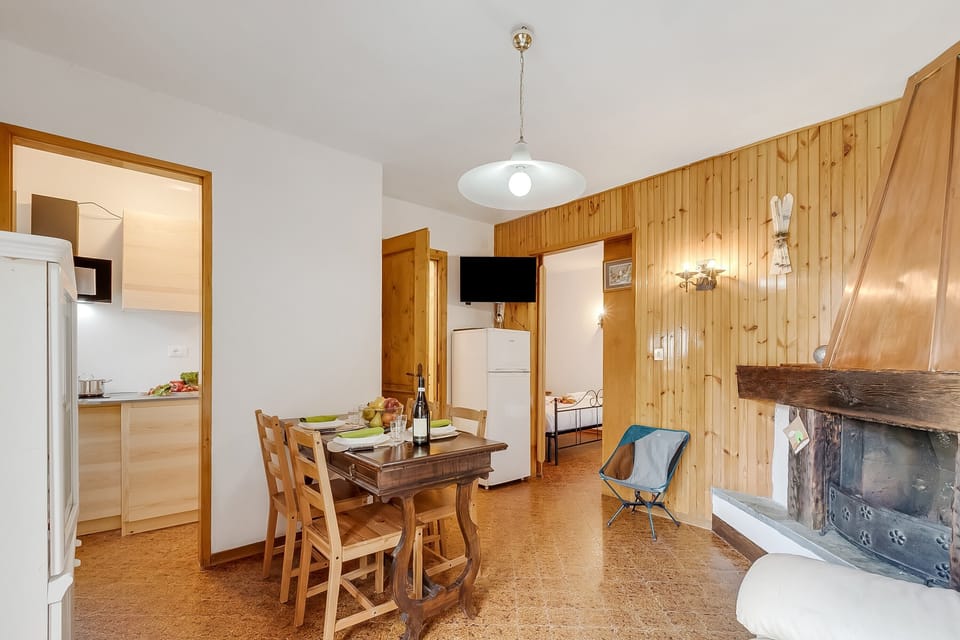 Living and dining room