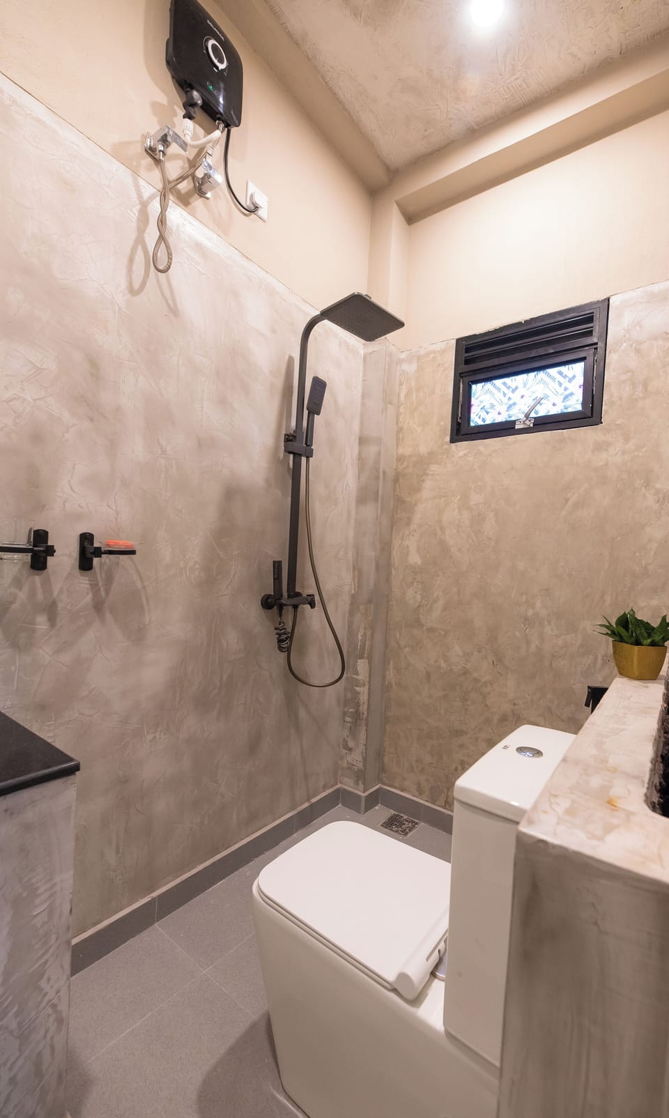 Family Triple Room, Balcony, Garden View | Bathroom | Shower, towels, soap, shampoo