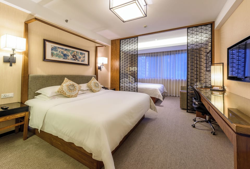 Family Room | Soundproofing, iron/ironing board, free WiFi, bed sheets
