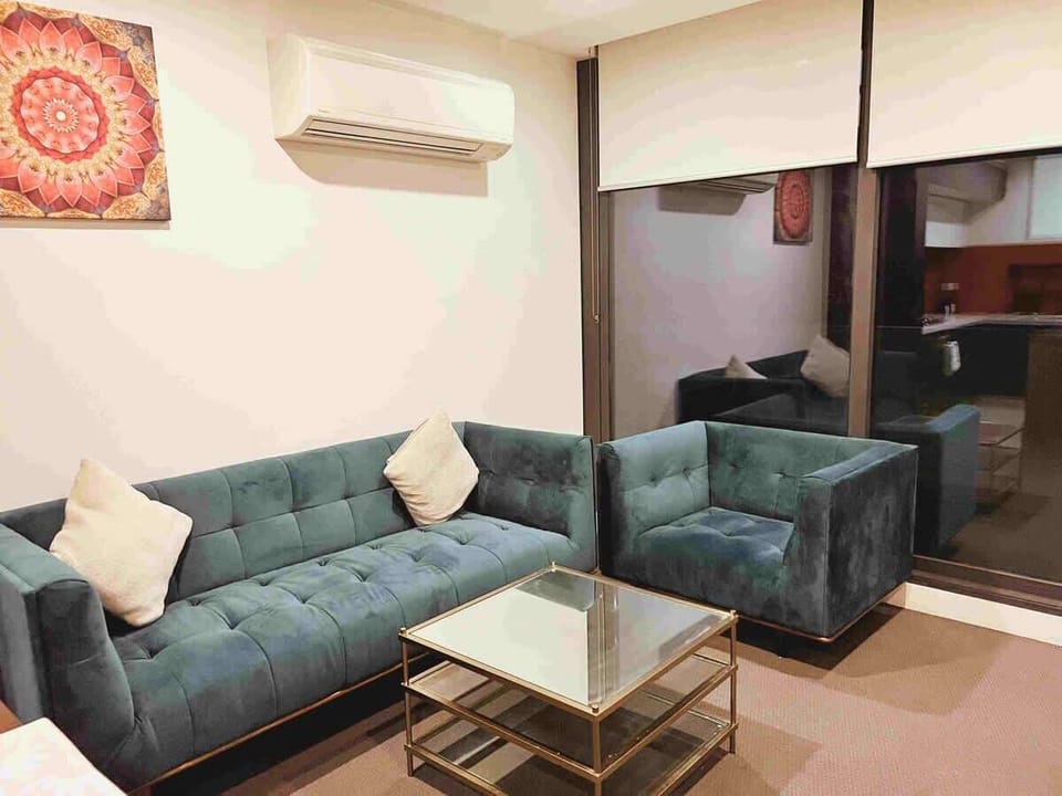 Apartment, 3 Bedrooms, Kitchen | Living area