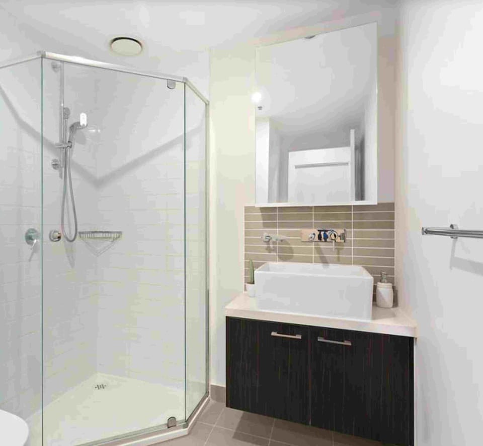 Apartment, 3 Bedrooms, Kitchen | Bathroom