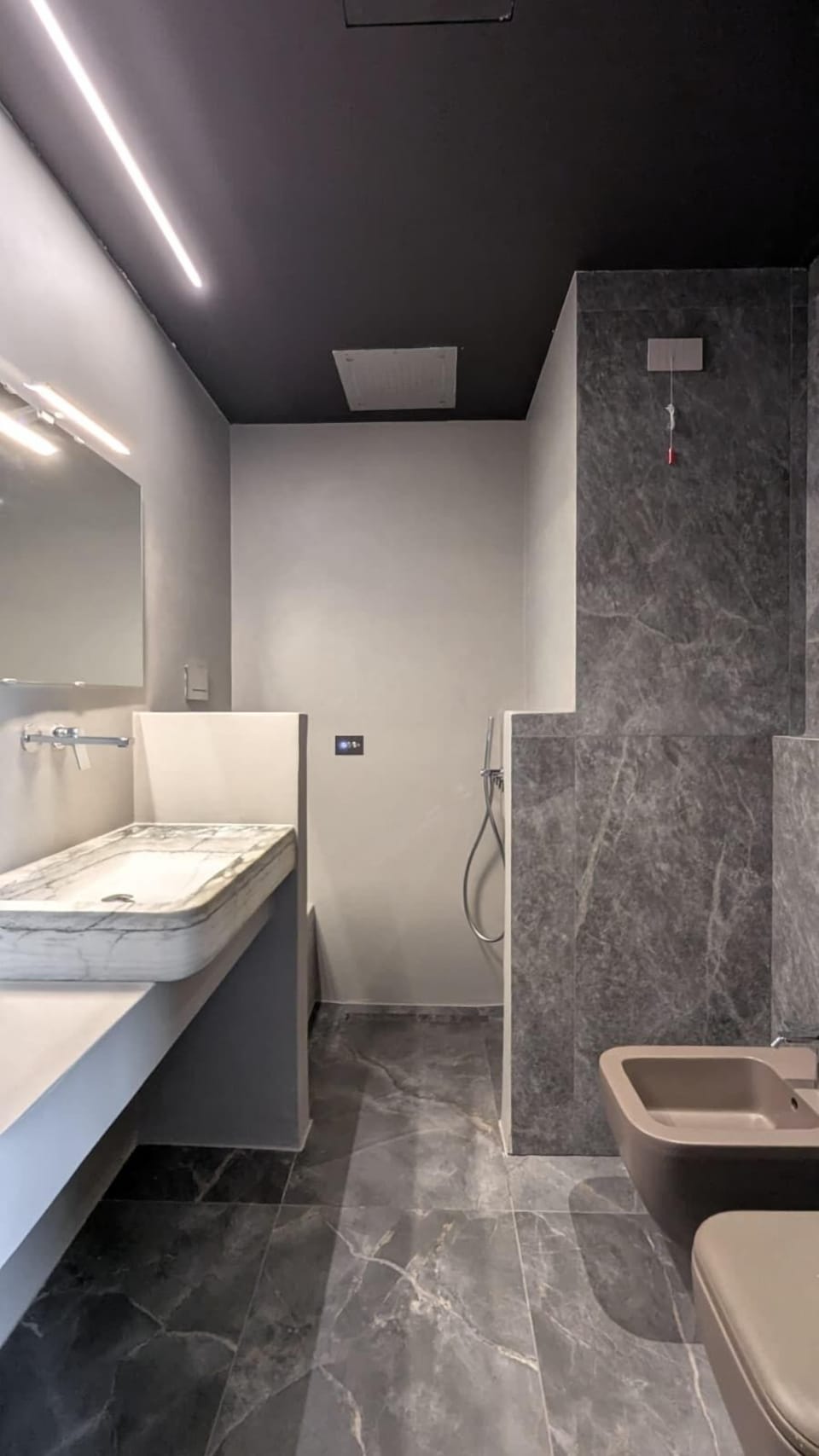 Standard Double or Twin Room, Terrace, Valley View | Bathroom | Shower, free toiletries, hair dryer, towels