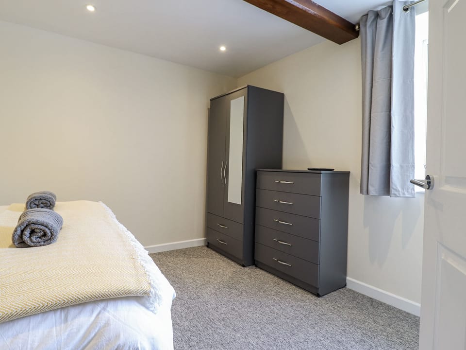 1 bedroom, individually decorated, individually furnished, free WiFi