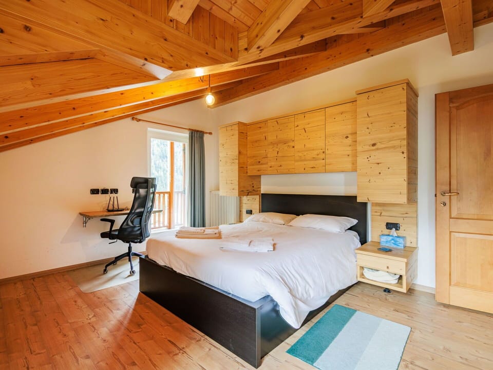 Interior Design, Wood, Bedroom, Ceiling, Bed, Floor, Flooring, Furniture, Room, Bed Sheet