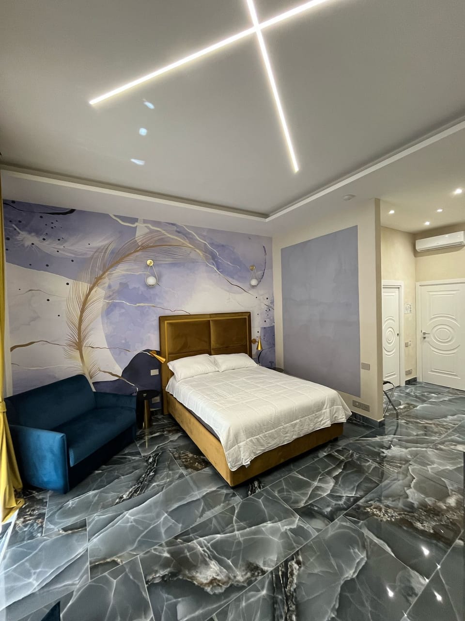 Ferdinand | Premium bedding, down comforters, memory foam beds, minibar