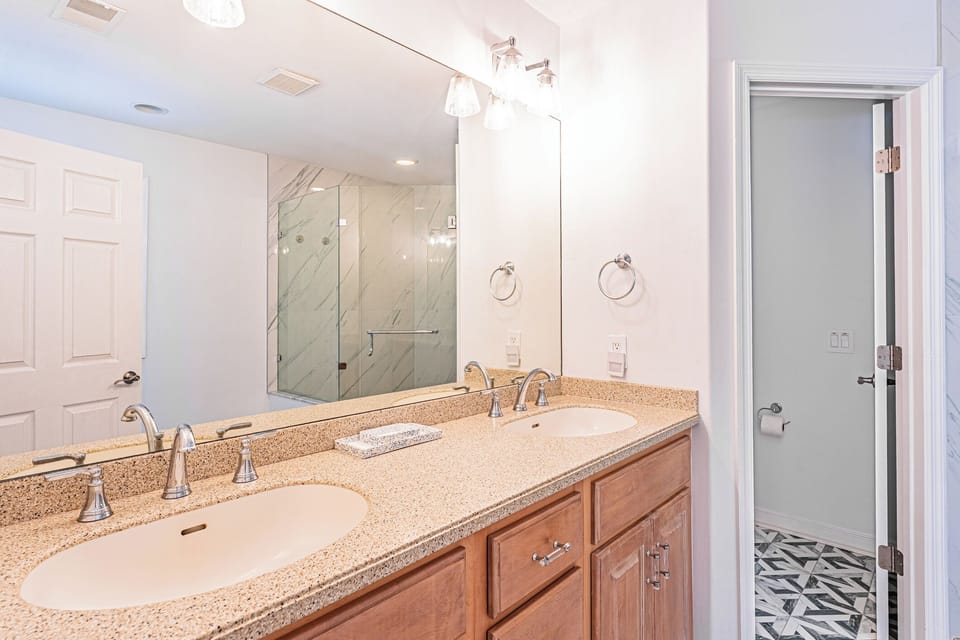 En-Suite Primary Bathroom