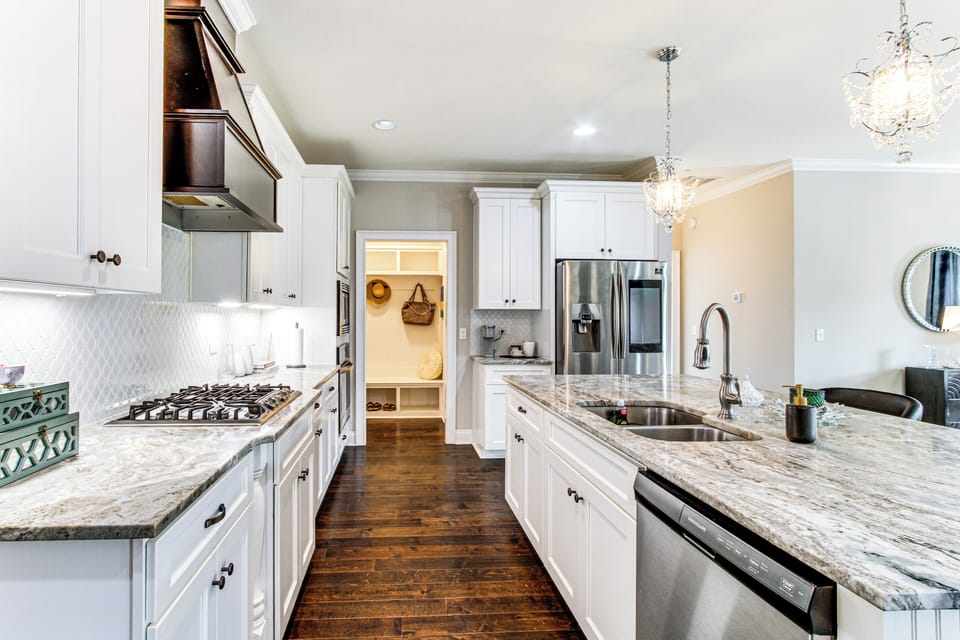 House (4 Bedrooms) | Interior