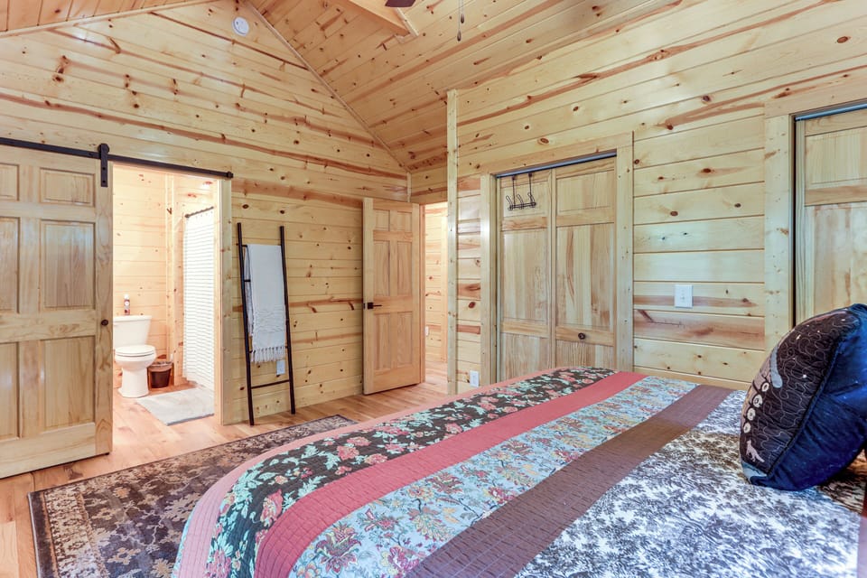House (2 Bedrooms) | Interior