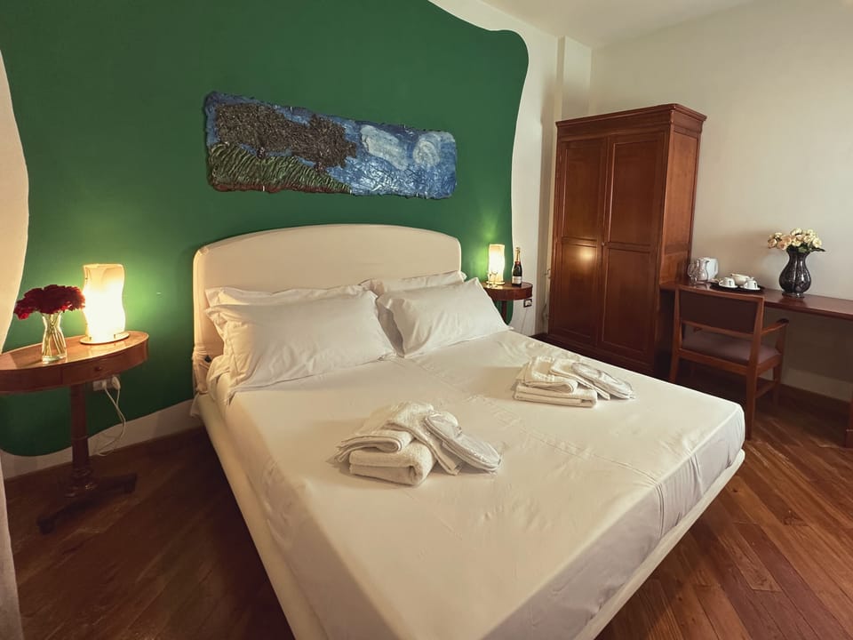 Double or Twin Room, Garden View | Bed sheets