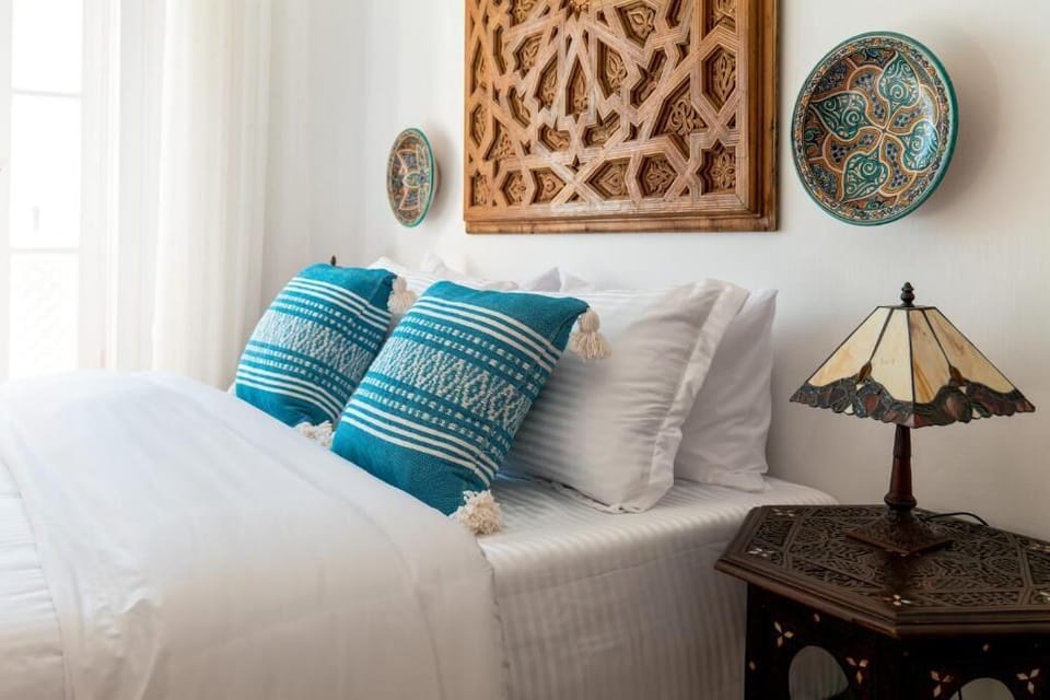 Deluxe Suite, City View | Individually decorated, individually furnished, soundproofing