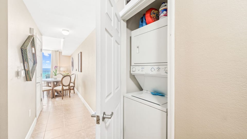 Washer/Dryer In Unit