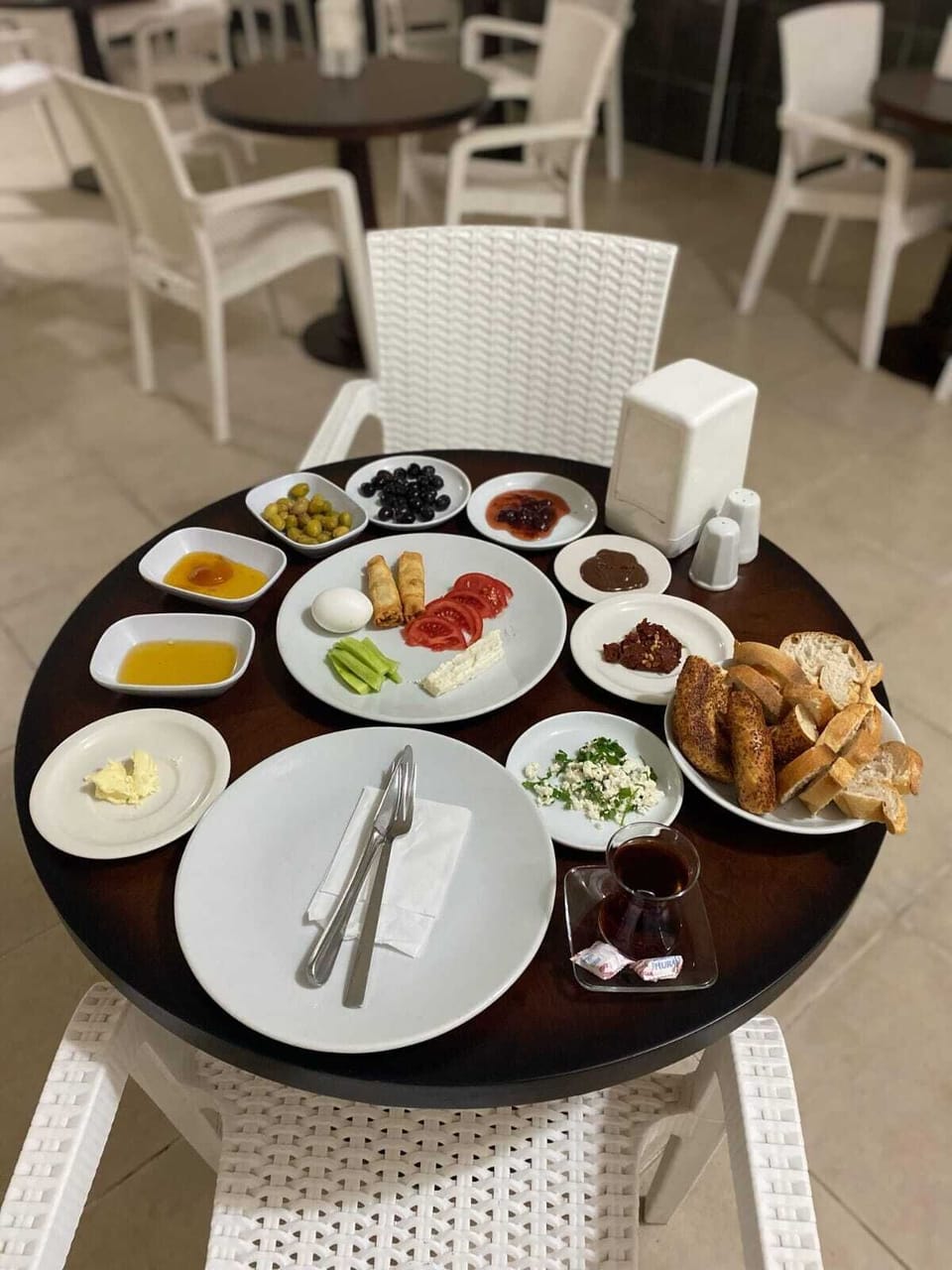 Free daily cooked-to-order breakfast