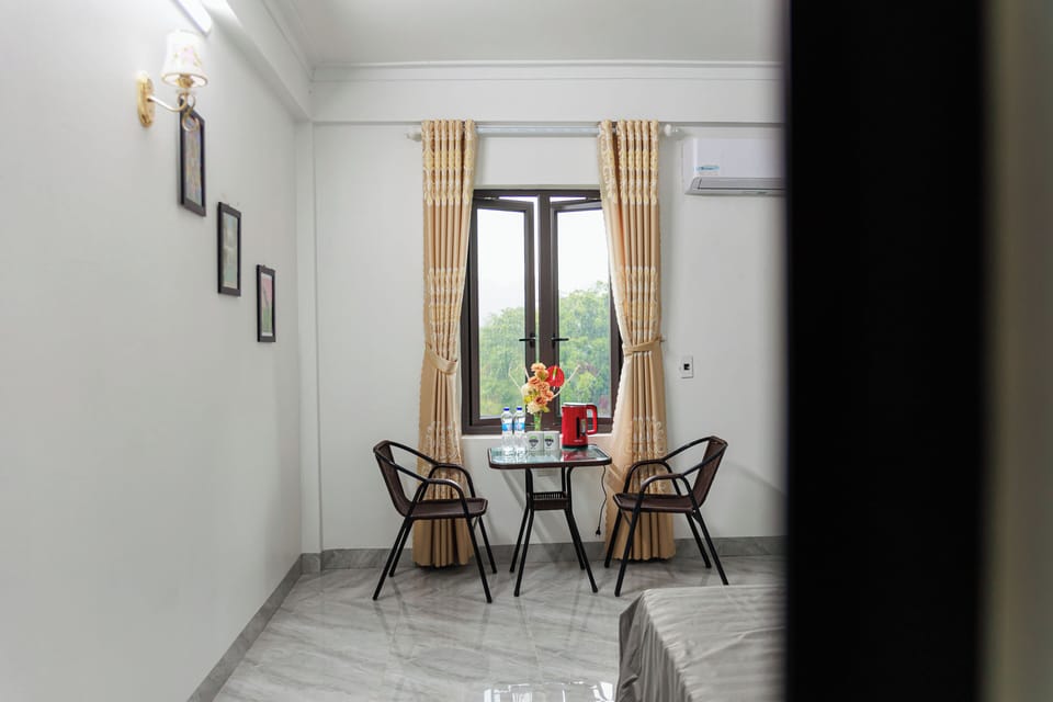 Deluxe Double Room | Hypo-allergenic bedding, desk, free WiFi, bed sheets