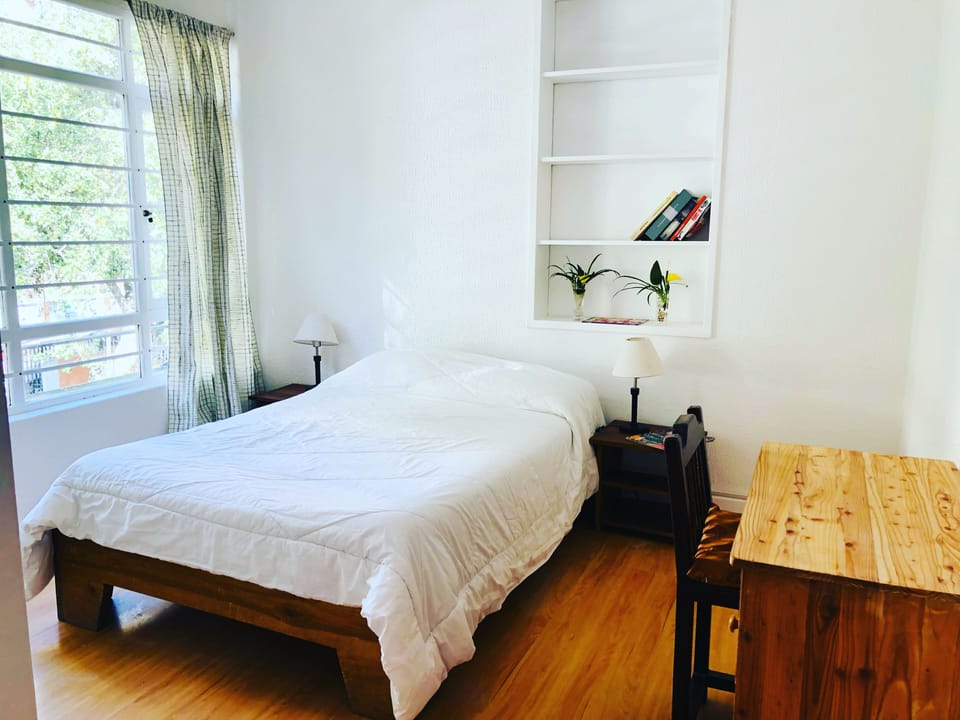 Classic Double Room | Desk, WiFi (free)